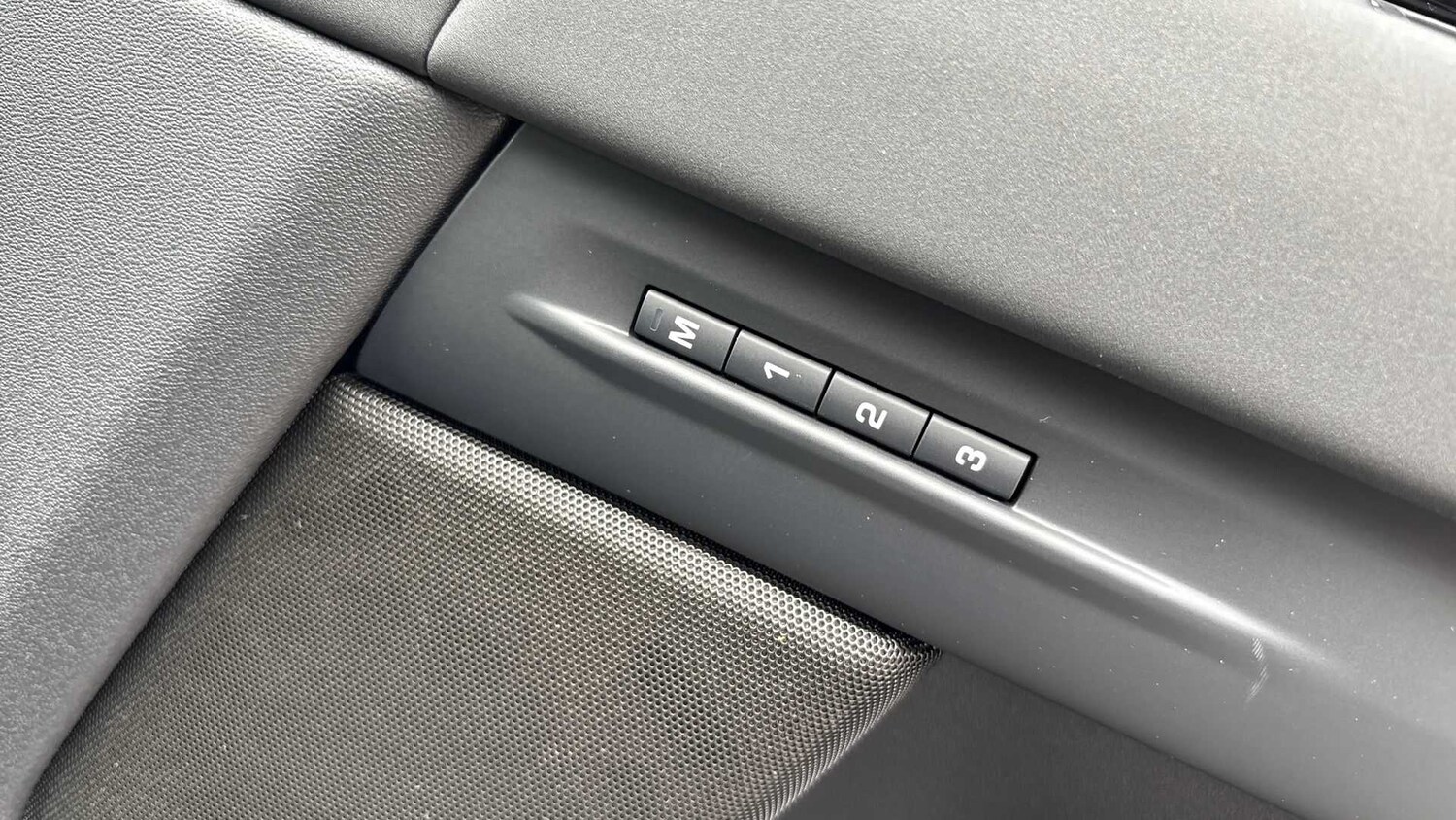 Used Land Rover Range Rover Evoque 2025 for sale - 77540690: Photo 34