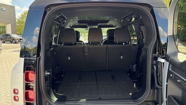 Used Land Rover Defender 2021 for sale - 75603811: Photo 10