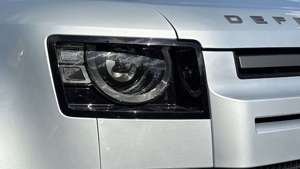 Used Land Rover Defender 2021 for sale - 75603811: Photo 17