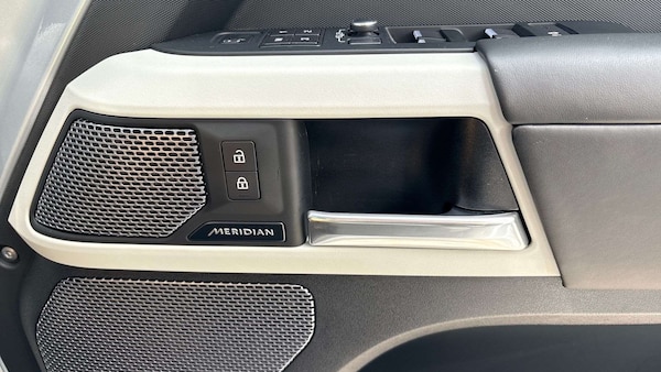 Used Land Rover Defender 2021 for sale - 75603811: Photo 23