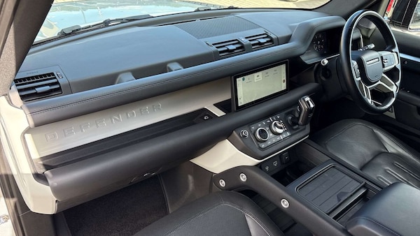 Used Land Rover Defender 2021 for sale - 75603811: Photo 35