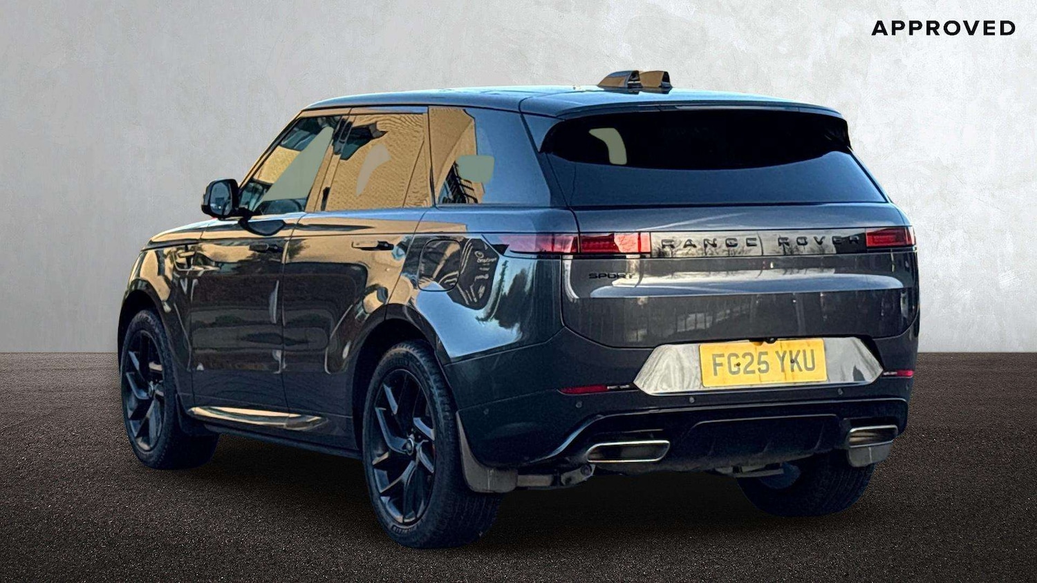 Used Land Rover Range Rover Sport 2025 for sale - 76610683: Photo 2