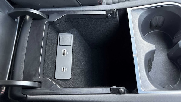 Used Land Rover Discovery Sport 2023 for sale - 75218358: Photo 35