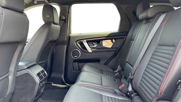 Used Land Rover Discovery Sport 2023 for sale - 75218358: Photo 4