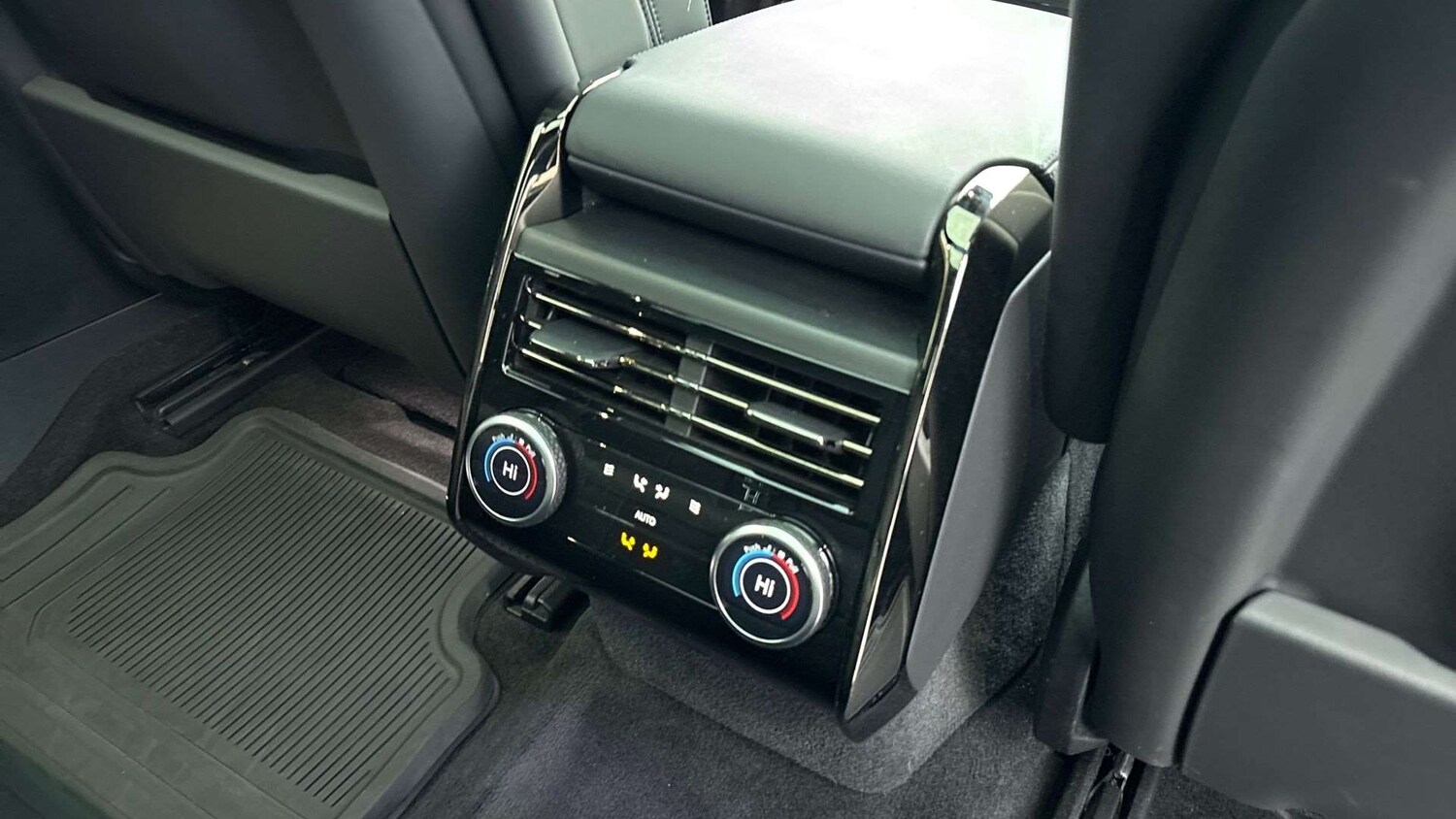 Used Land Rover Range Rover Sport 2023 for sale - 77397866: Photo 18