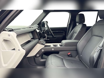 Used Land Rover Defender 2025 for sale - 78913556: Photo