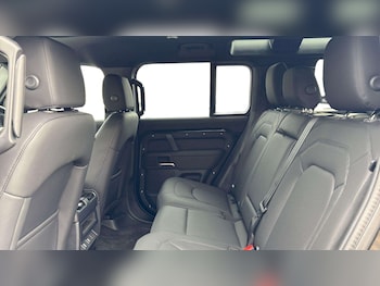 Used Land Rover Defender 2025 for sale - 78913556: Photo