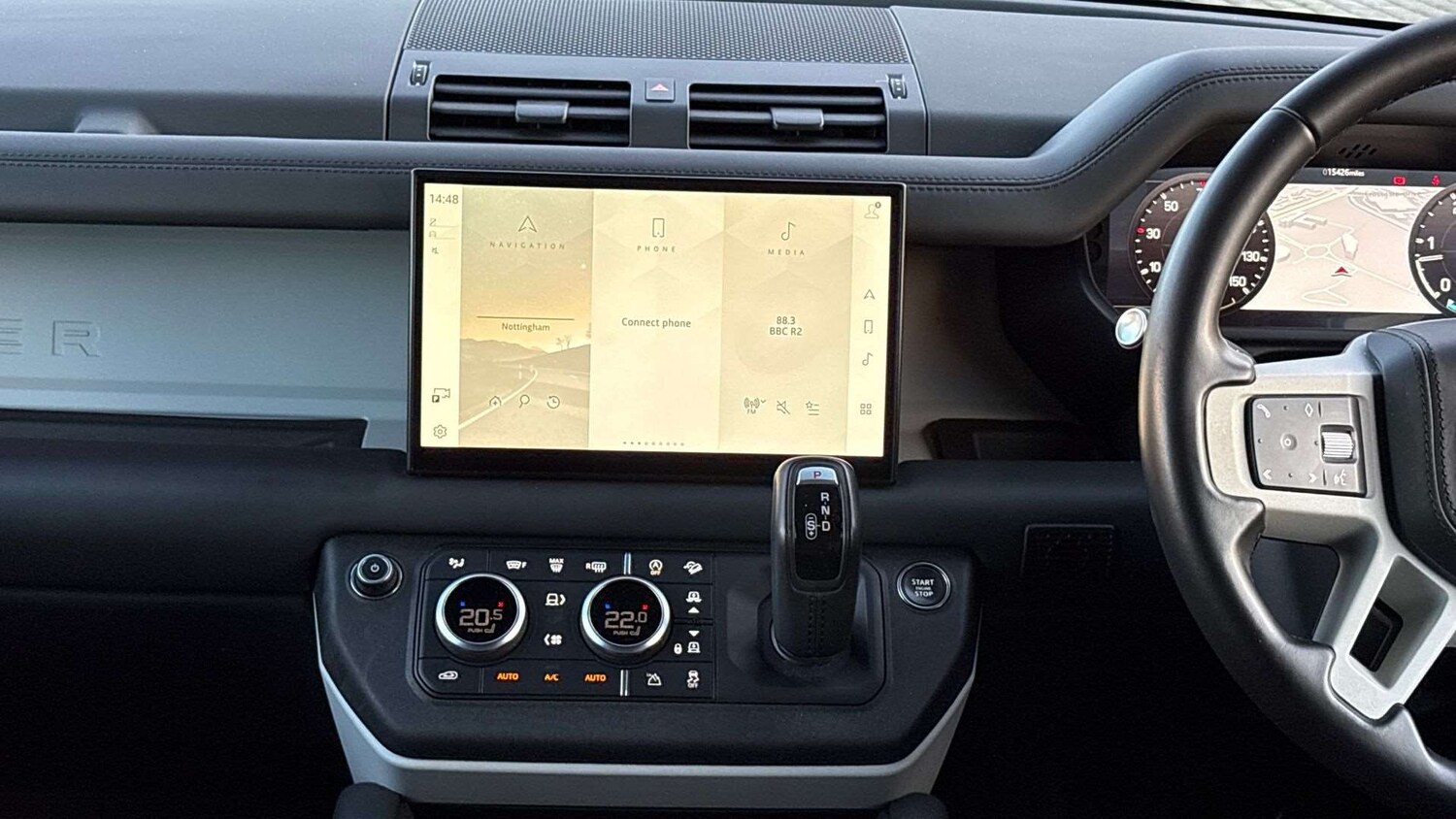 Used Land Rover Defender 90 2023 for sale - 76718096: Photo 14