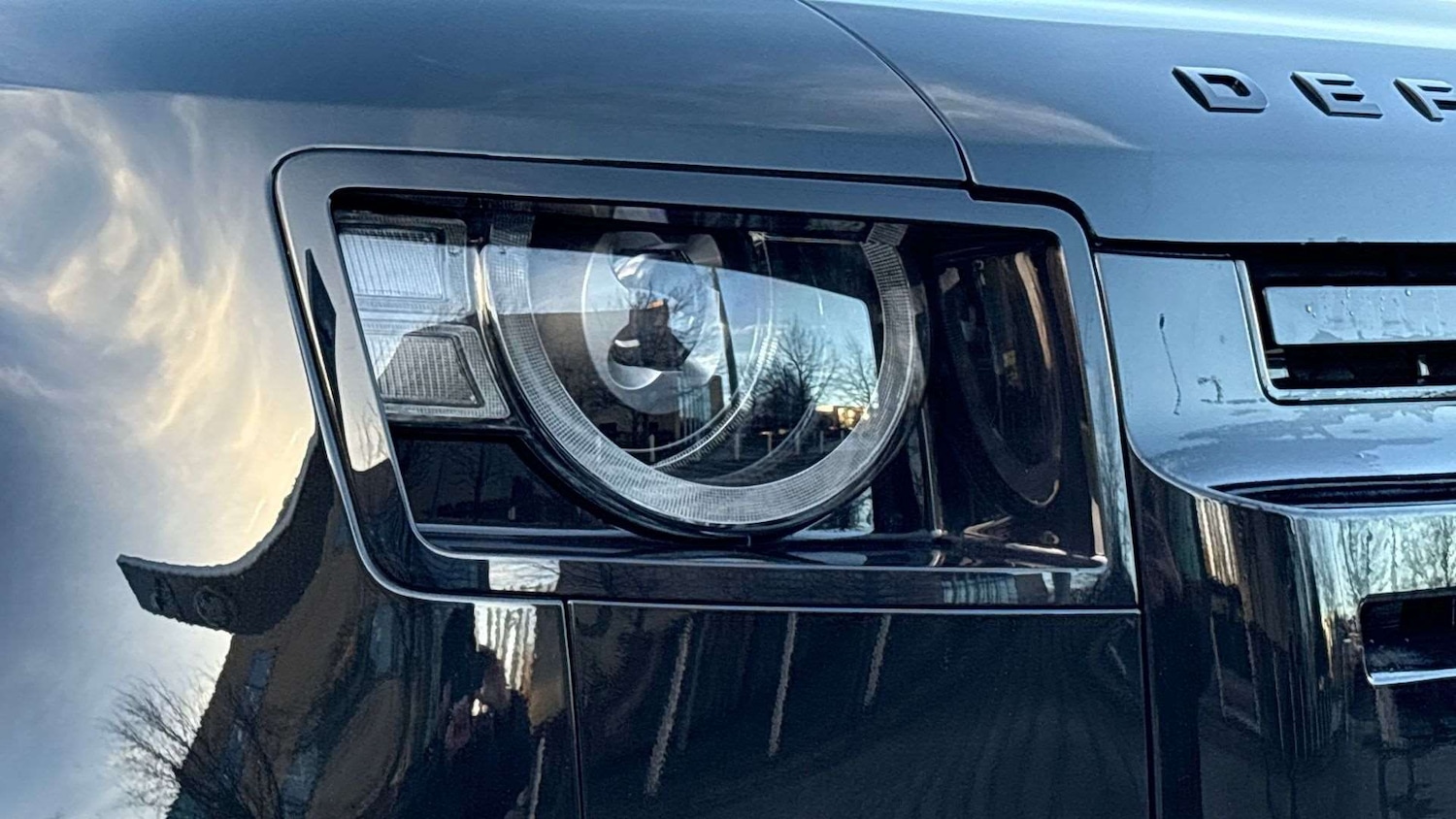 Used Land Rover Defender 90 2023 for sale - 76718096: Photo 17