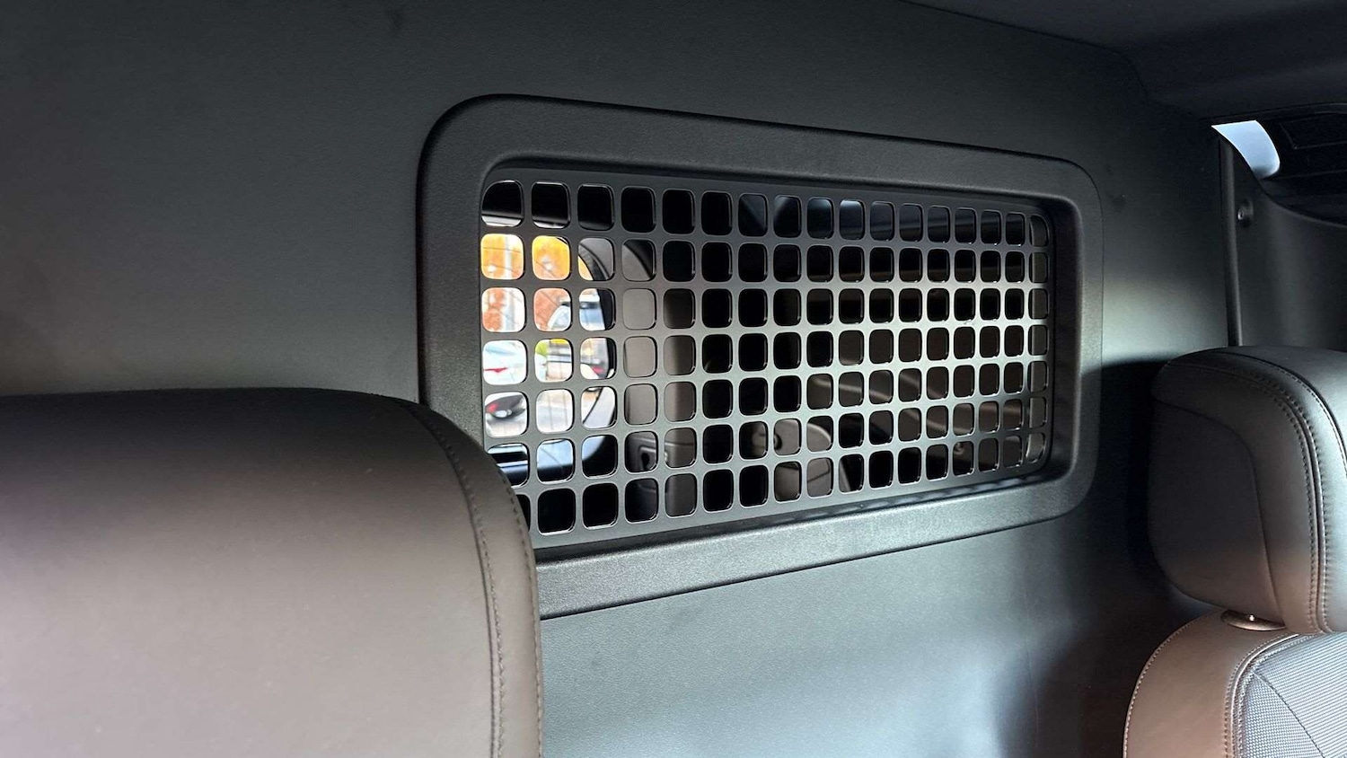 Used Land Rover Defender 90 2023 for sale - 76718096: Photo 21