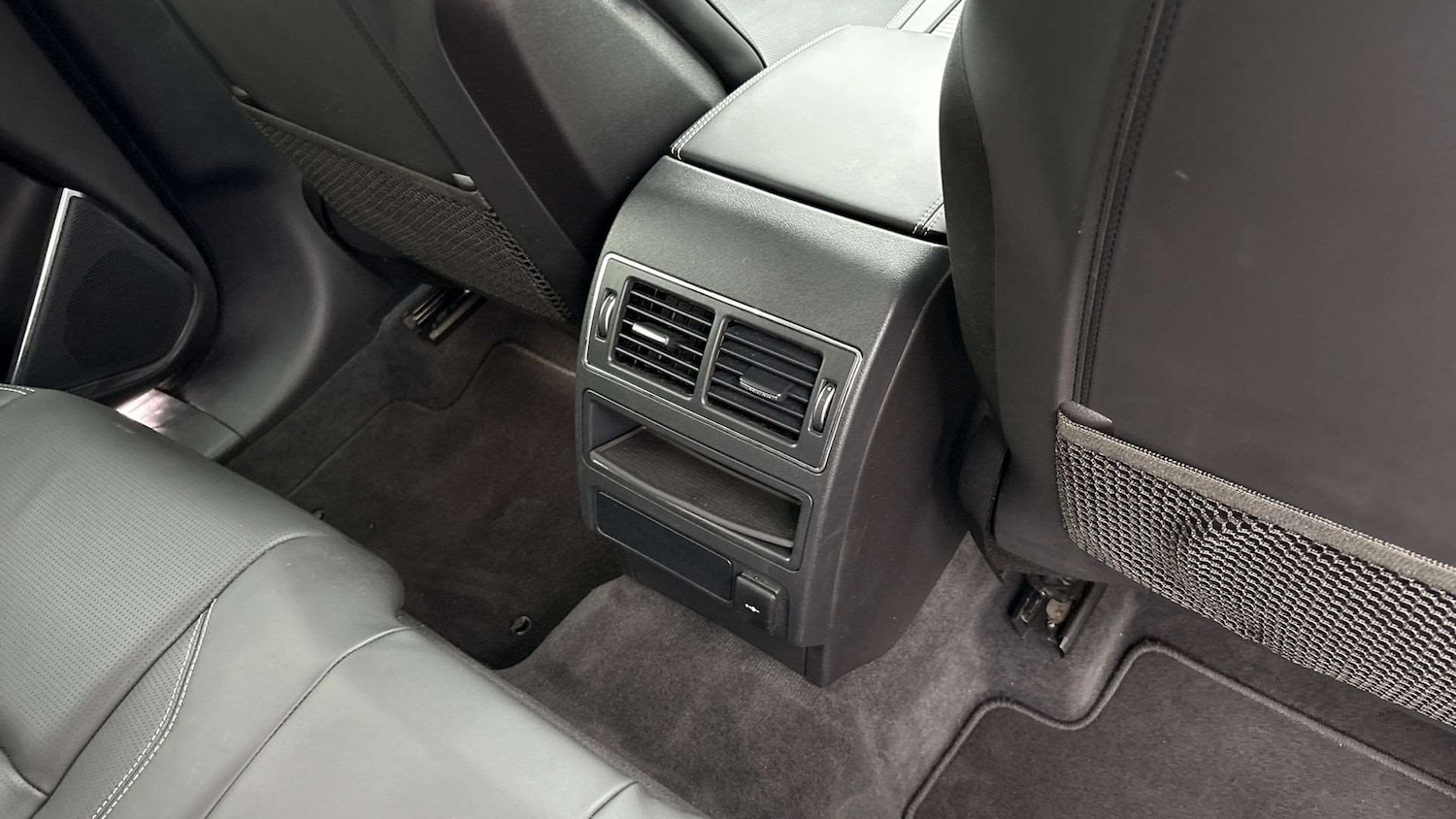 Used Jaguar F-Pace 2023 for sale - 76488131: Photo 18