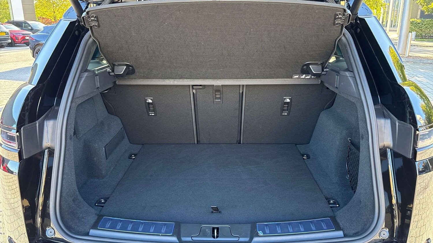 Used Land Rover Range Rover Evoque 2025 for sale - 75758037: Photo 10