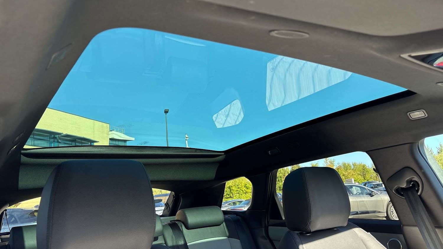 Used Land Rover Range Rover Evoque 2025 for sale - 75758037: Photo 21