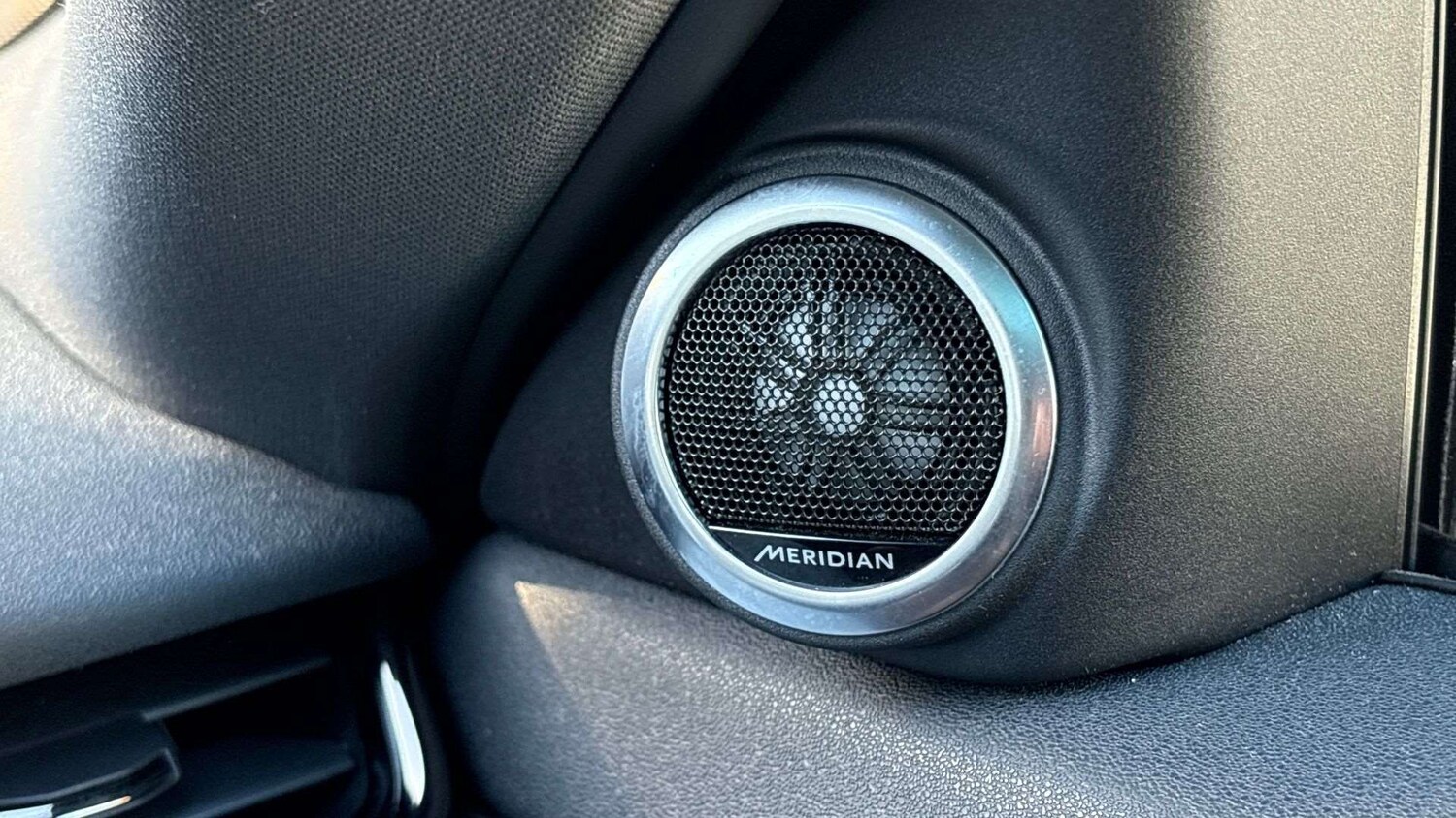 Used Land Rover Range Rover Evoque 2025 for sale - 75758037: Photo 24