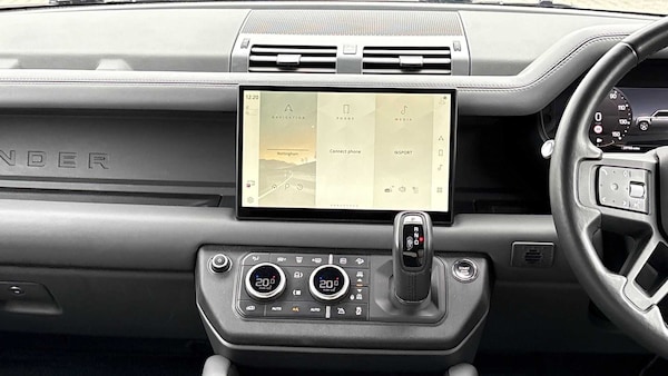 Used Land Rover Defender 2023 for sale - 75217561: Photo 14