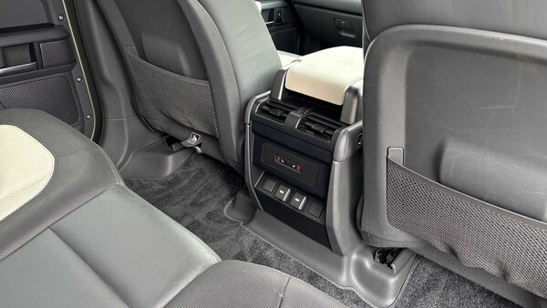 Used Land Rover Defender 2023 for sale - 75217561: Photo 18