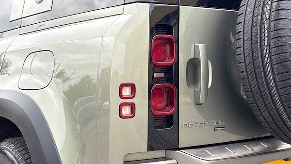 Used Land Rover Defender 2023 for sale - 75217561: Photo 19