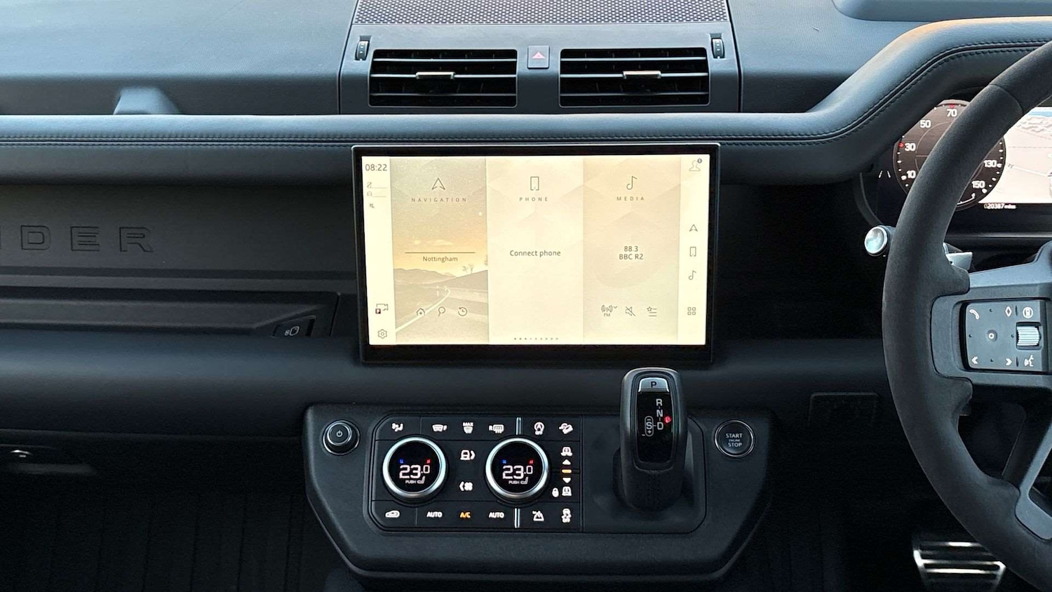 Used Land Rover Defender 2023 for sale - 76564320: Photo 14