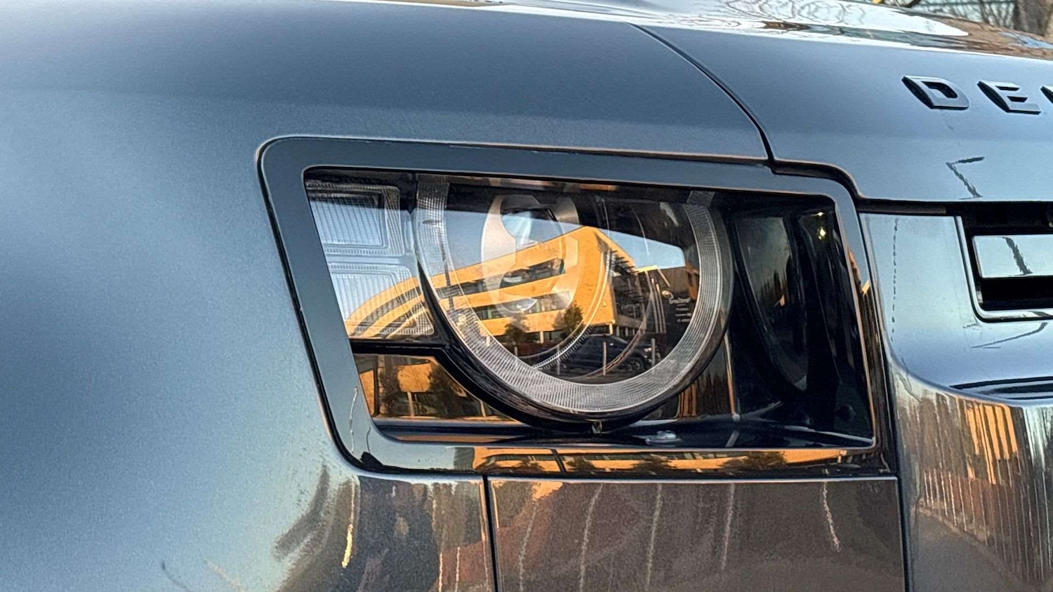 Used Land Rover Defender 2023 for sale - 76564320: Photo 17