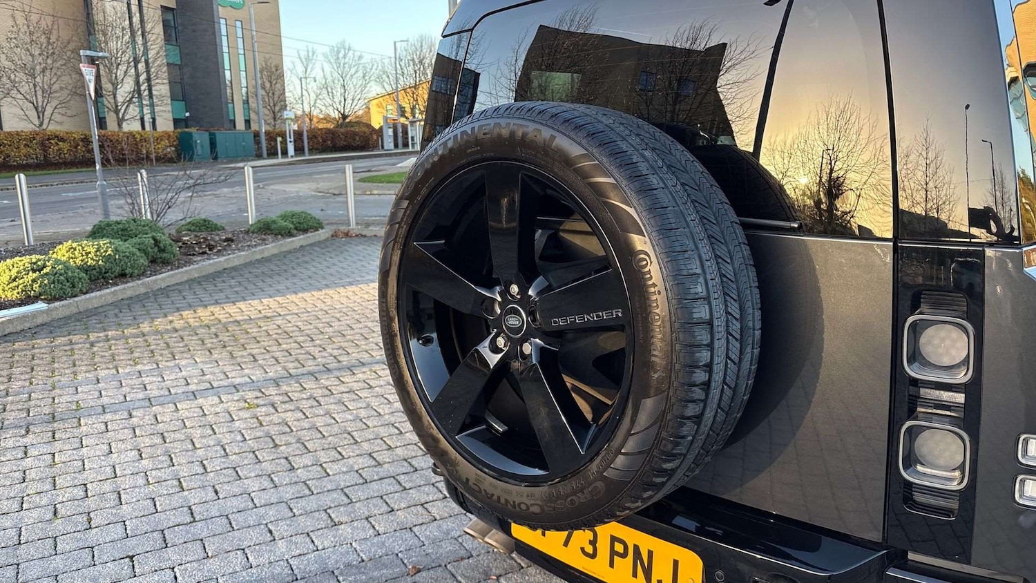 Used Land Rover Defender 2023 for sale - 76564320: Photo 26