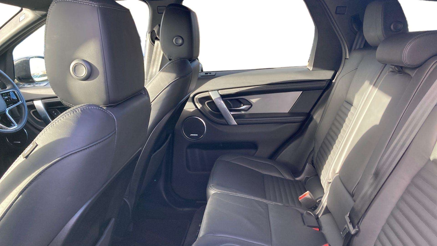 Used Land Rover Discovery Sport 2024 for sale - 77219725: Photo 4