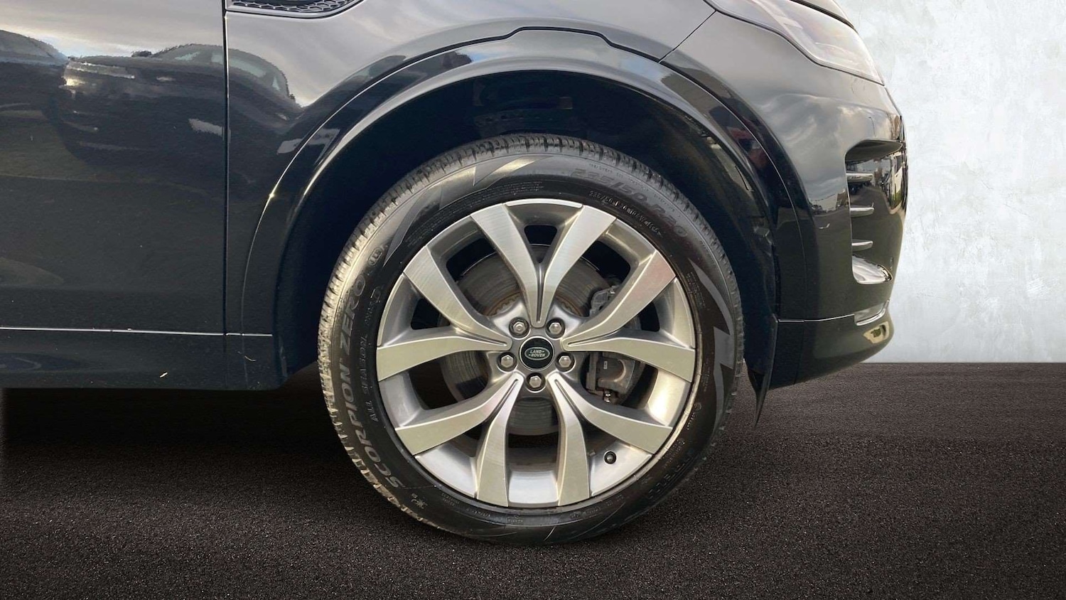 Used Land Rover Discovery Sport 2024 for sale - 77219725: Photo 8