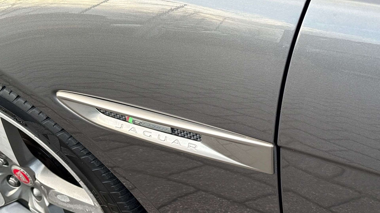 Used Jaguar XE 2018 for sale - 77103106: Photo 20