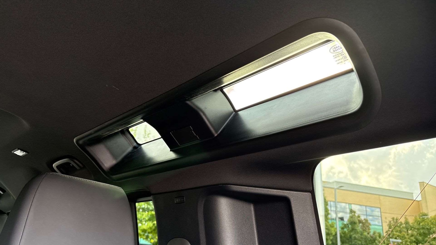 Used Land Rover Defender 2025 for sale - 76475981: Photo 21