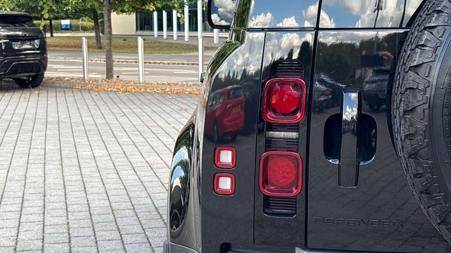 Used Land Rover Defender 2025 for sale - 76475981: Photo 26