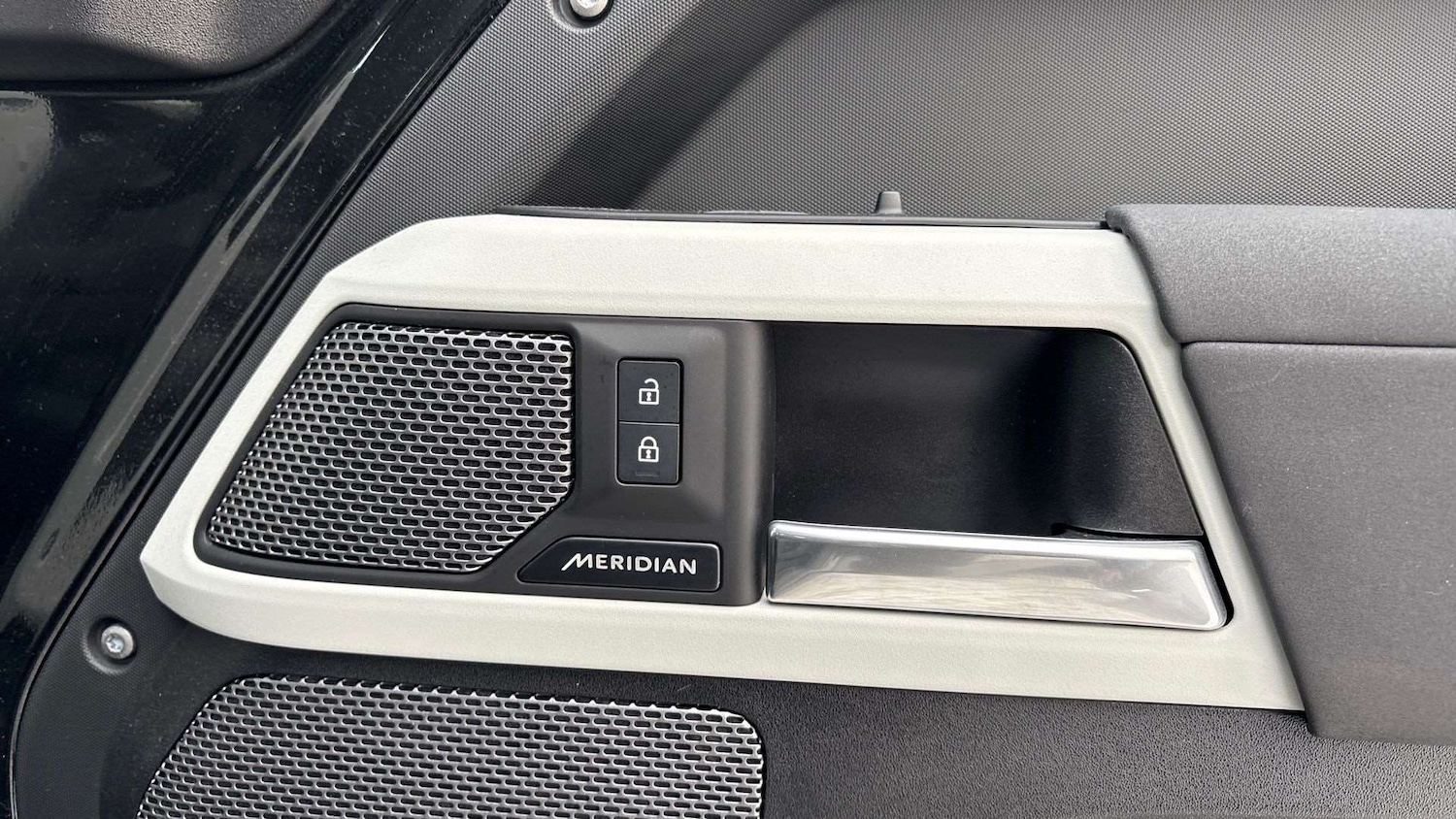 Used Land Rover Defender for sale - 77011195: Photo 23