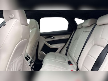 Used Jaguar F-Pace 2024 for sale - 77577299: Photo