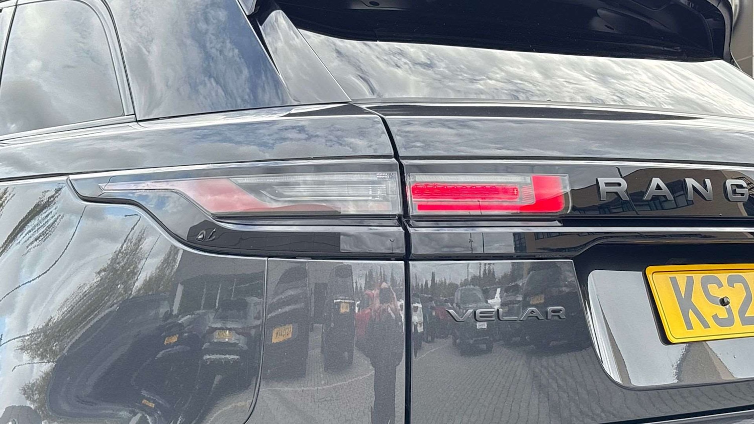 Used Land Rover Range Rover Velar 2024 for sale - 76045266: Photo 19