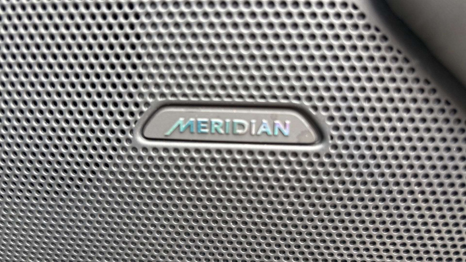 Used Land Rover Range Rover Velar 2024 for sale - 76045266: Photo 24