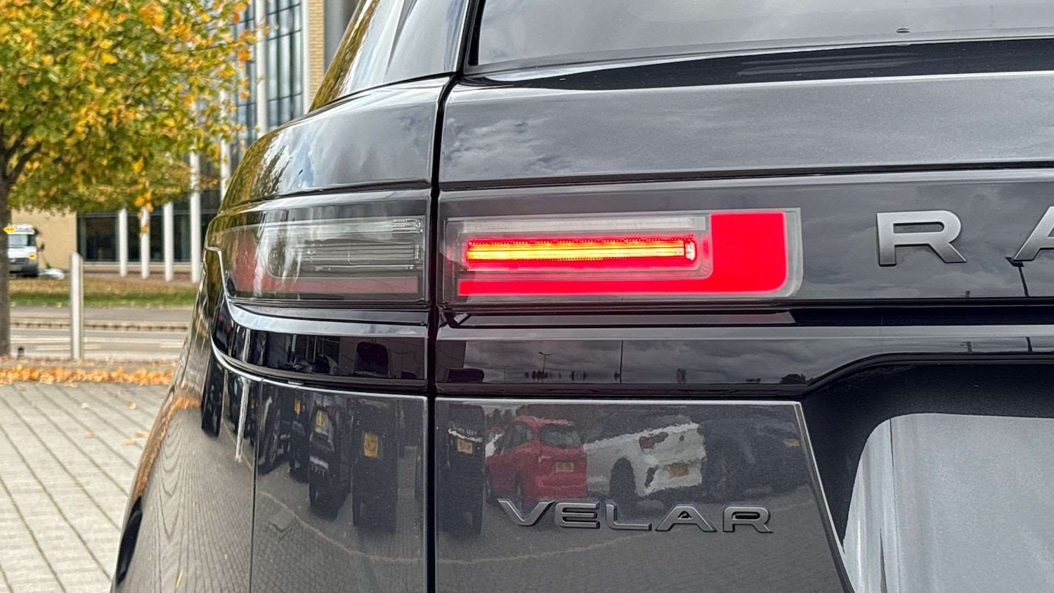 Used Land Rover Range Rover Velar 2024 for sale - 76045266: Photo 26