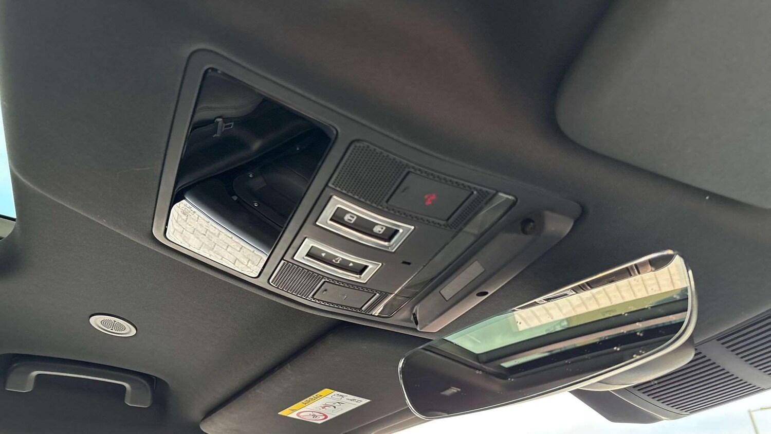 Used Land Rover Defender 2025 for sale - 77051444: Photo 23