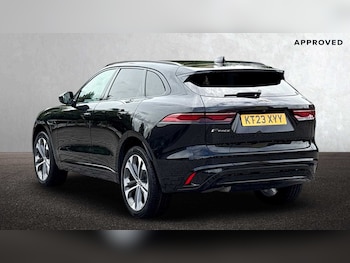 Used Jaguar F-Pace 2023 for sale - 76100639: Photo 2