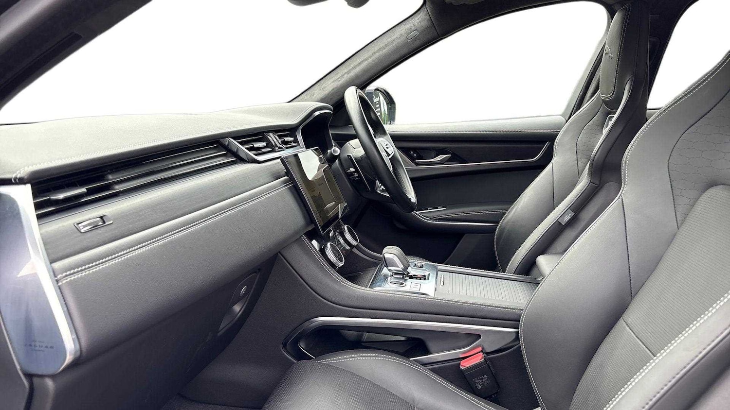 Used Jaguar F-Pace 2023 for sale - 76100639: Photo 3