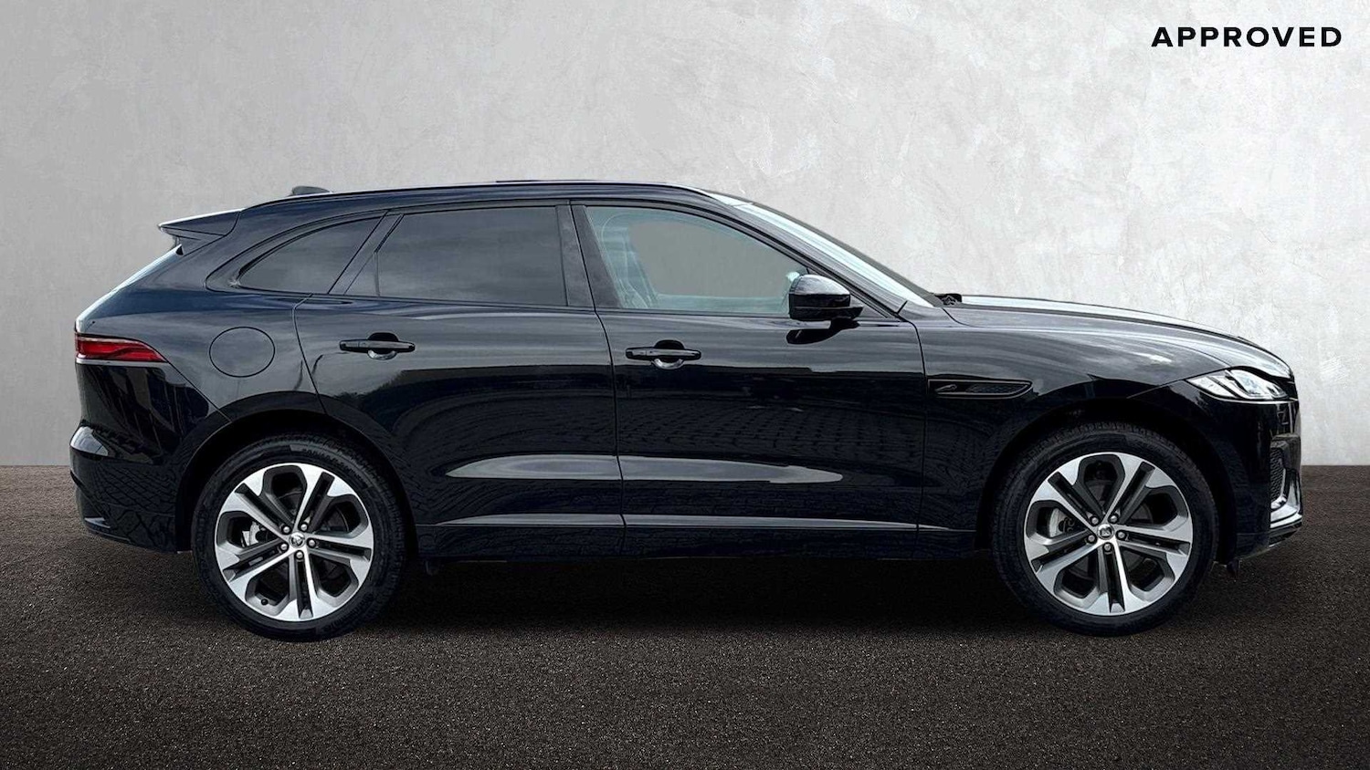 Used Jaguar F-Pace 2023 for sale - 76100639: Photo 5