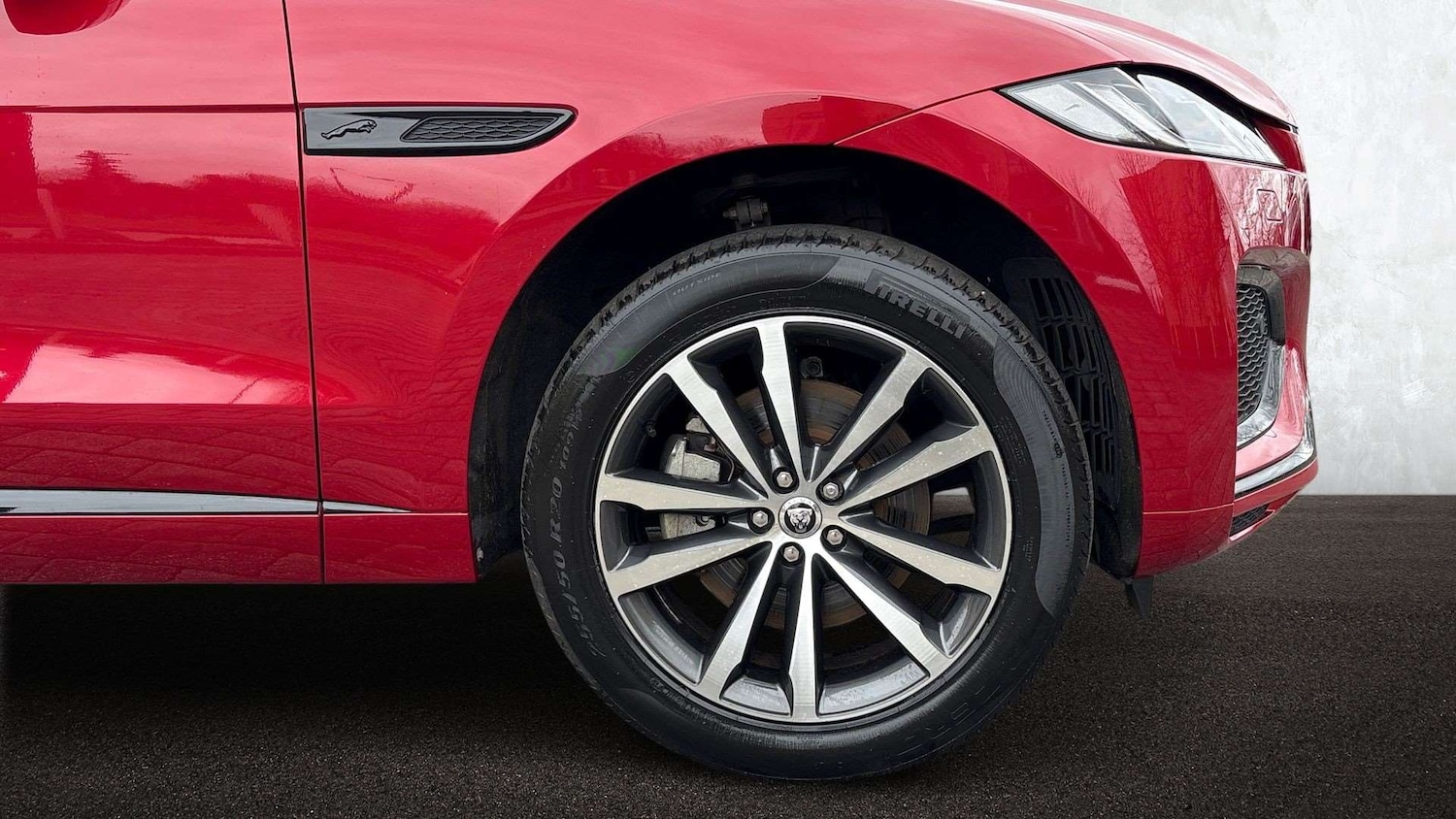 Used Jaguar F-Pace 2023 for sale - 76761148: Photo 8