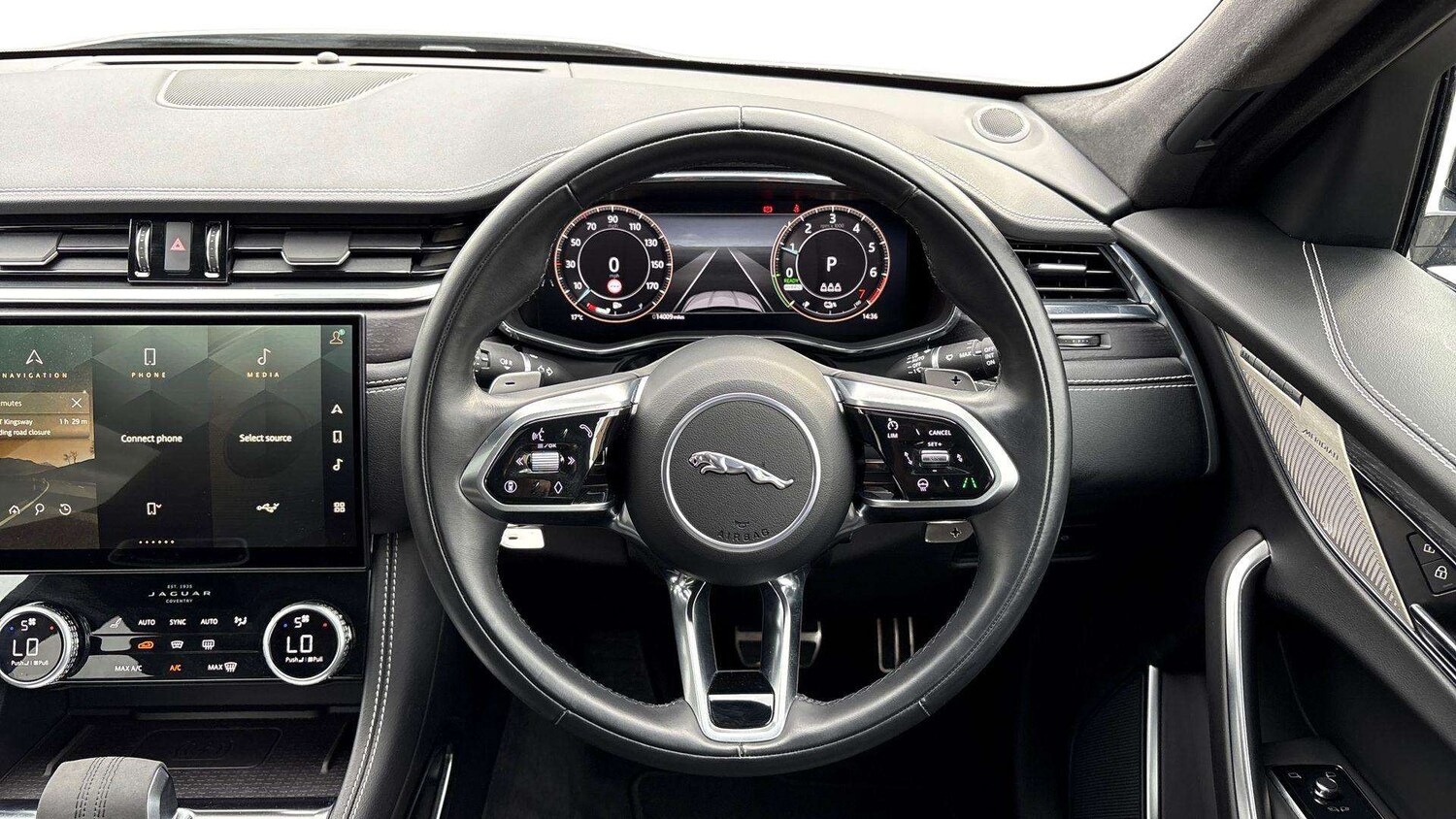 Used Jaguar F-Pace 2024 for sale - 76075299: Photo 15