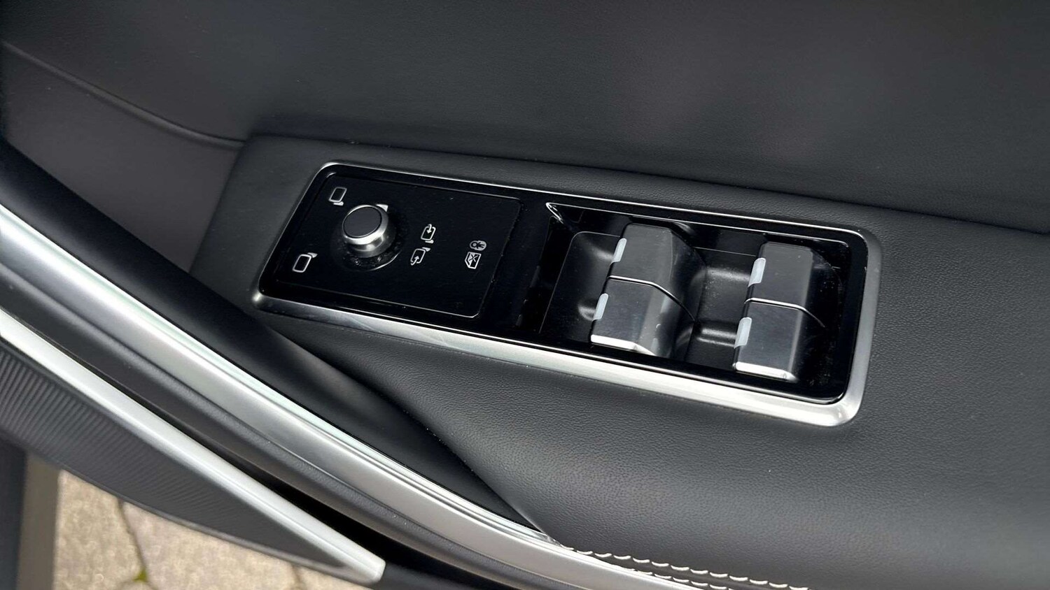 Used Jaguar F-Pace 2024 for sale - 76075299: Photo 25