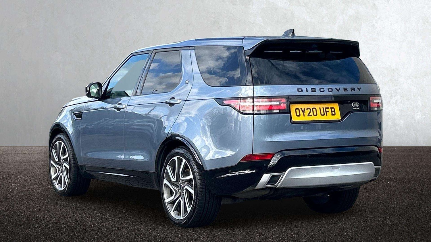 Used Land Rover Discovery 2020 for sale - 77686674: Photo 2