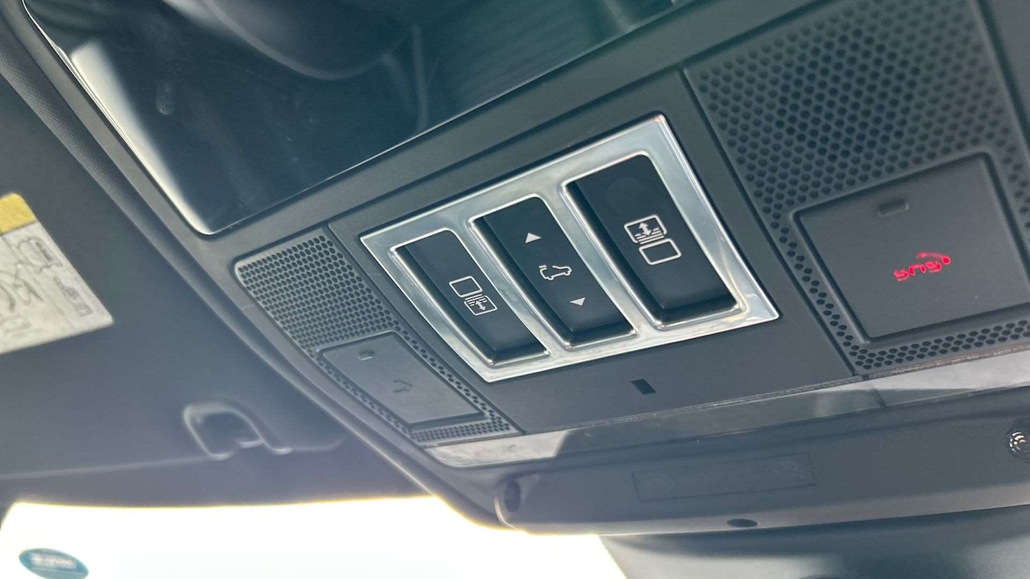 Used Land Rover Discovery 2020 for sale - 77686674: Photo 23