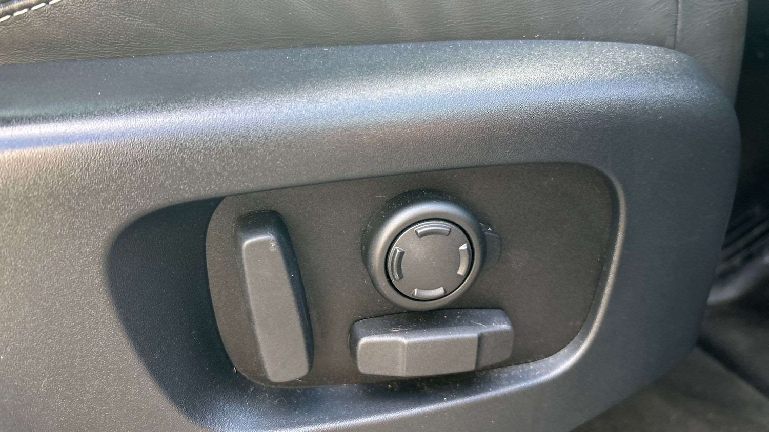 Used Land Rover Discovery 2020 for sale - 77686674: Photo 32