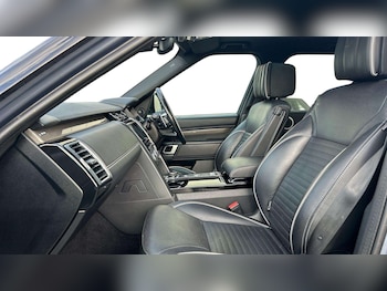 Used Land Rover Discovery 2020 for sale - 77686674: Photo