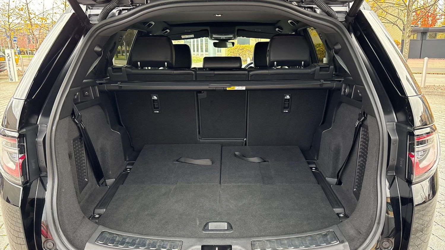 Used Land Rover Discovery Sport 2023 for sale - 76488129: Photo 10