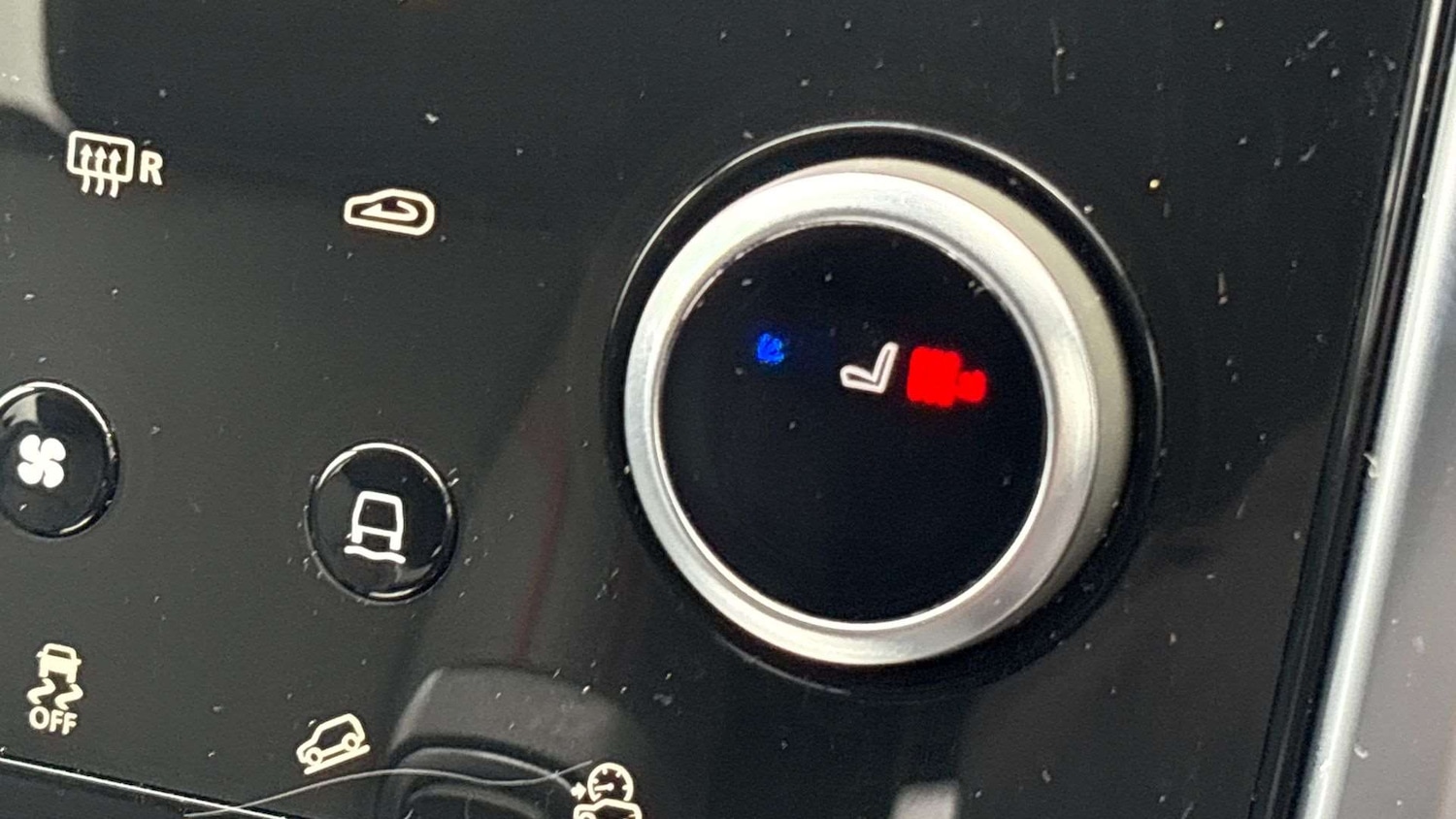 Used Land Rover Discovery Sport 2023 for sale - 76488129: Photo 22