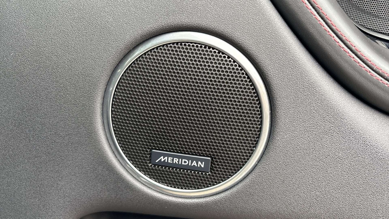 Used Land Rover Discovery Sport 2023 for sale - 76488129: Photo 24