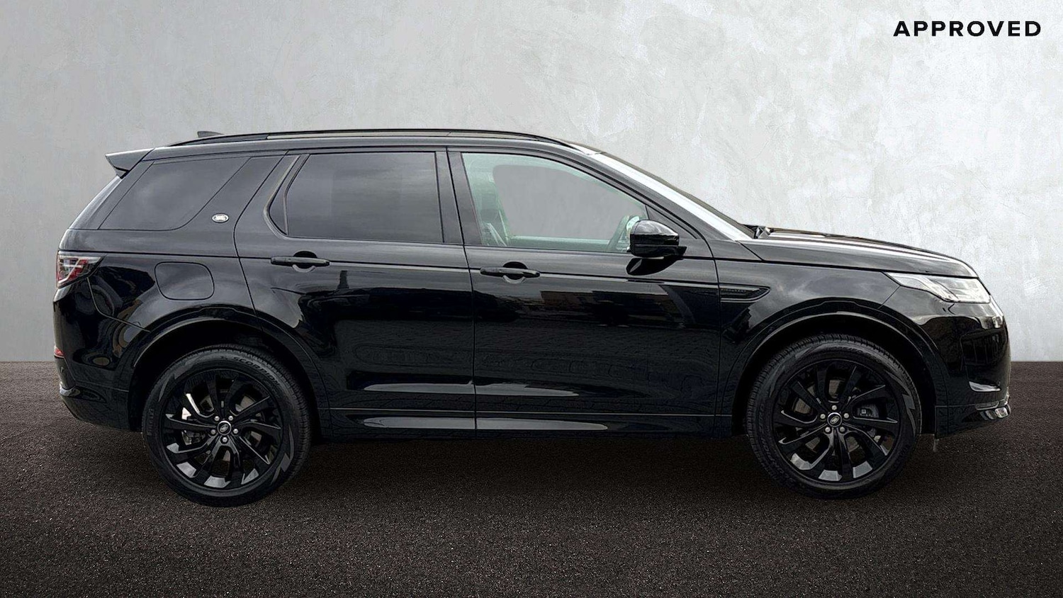 Used Land Rover Discovery Sport 2023 for sale - 76488129: Photo 5