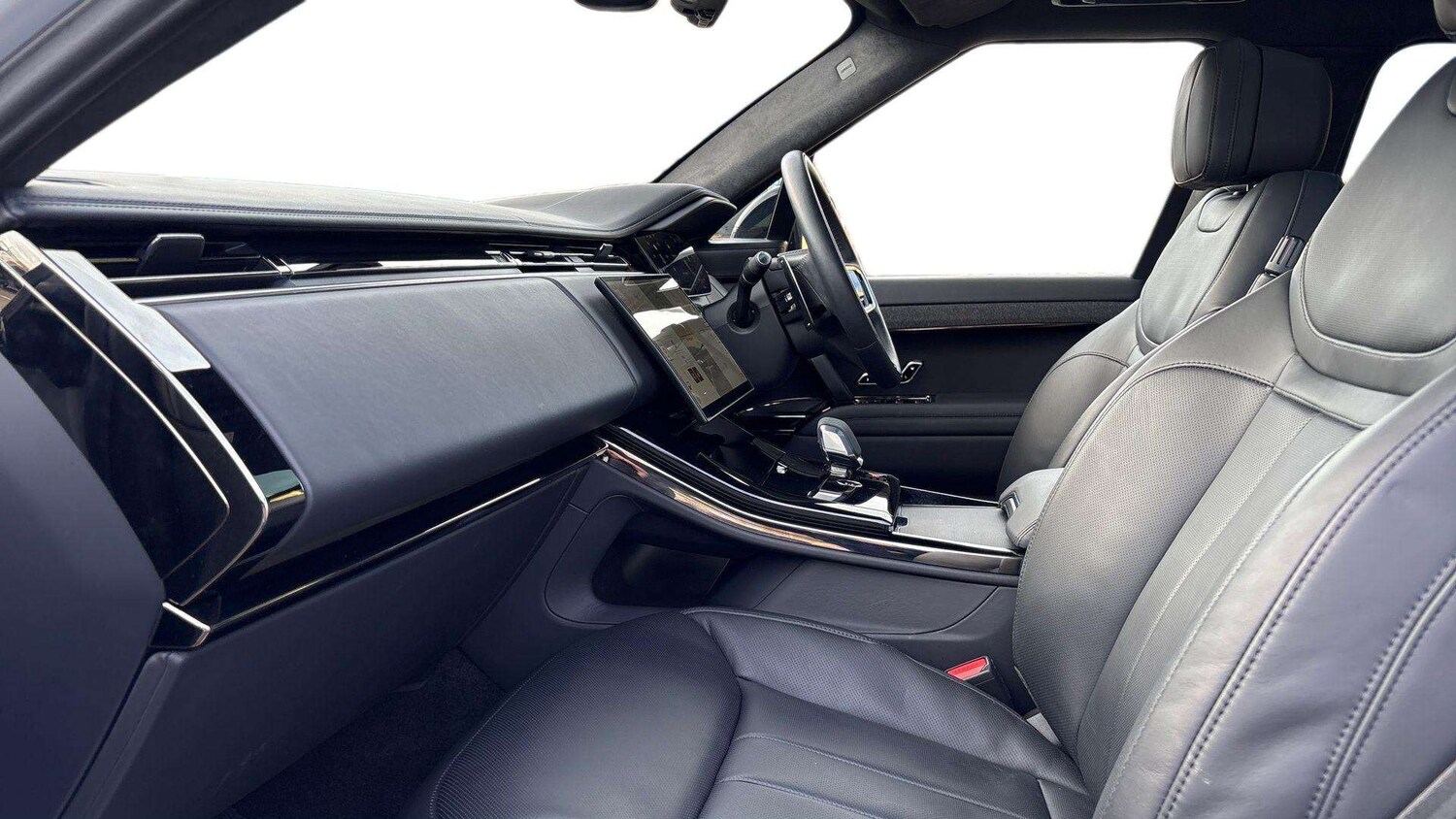 Used Land Rover Range Rover Sport 2024 for sale - 76169970: Photo 3